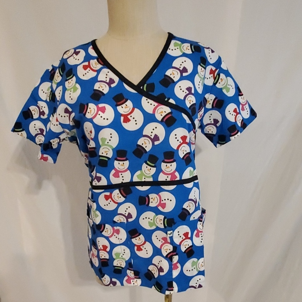 Peppermint scrubs top Snowman